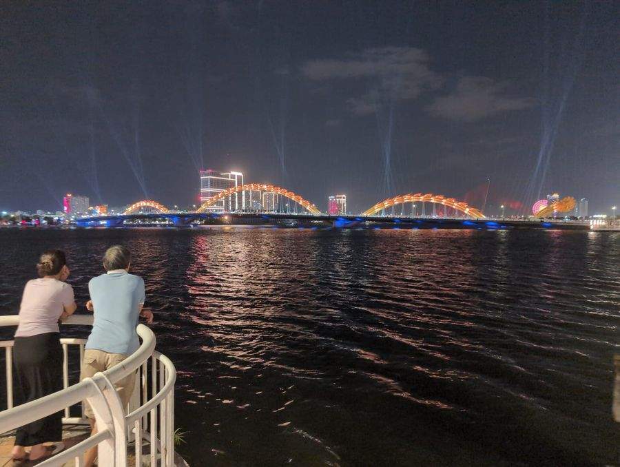 Dragon Bridge over the Han River in Da Nang